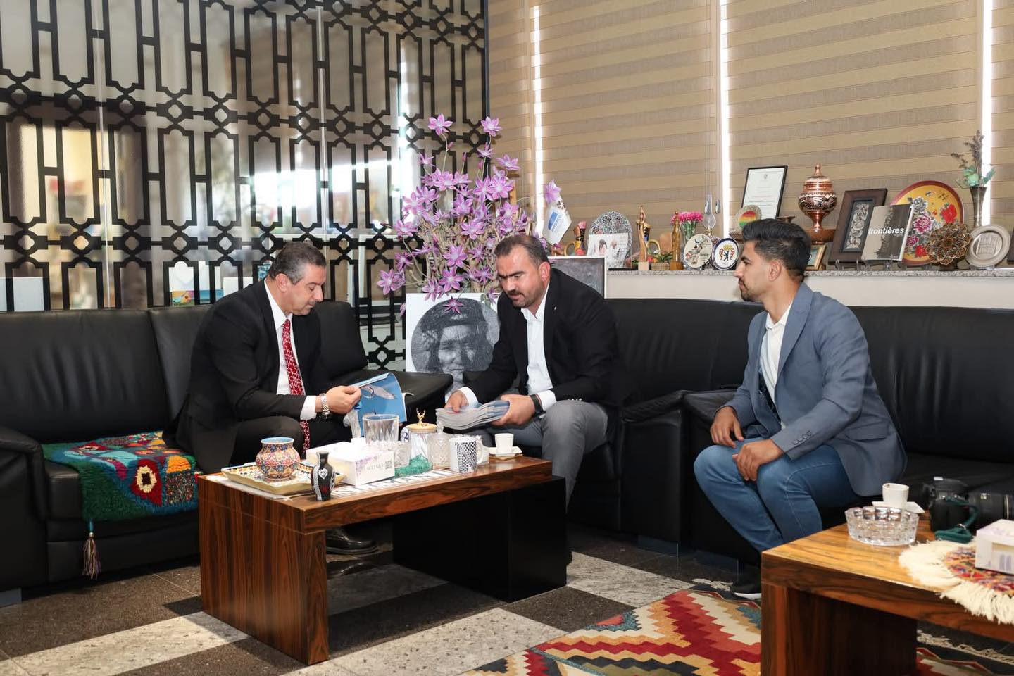 وێنەی بابەت
